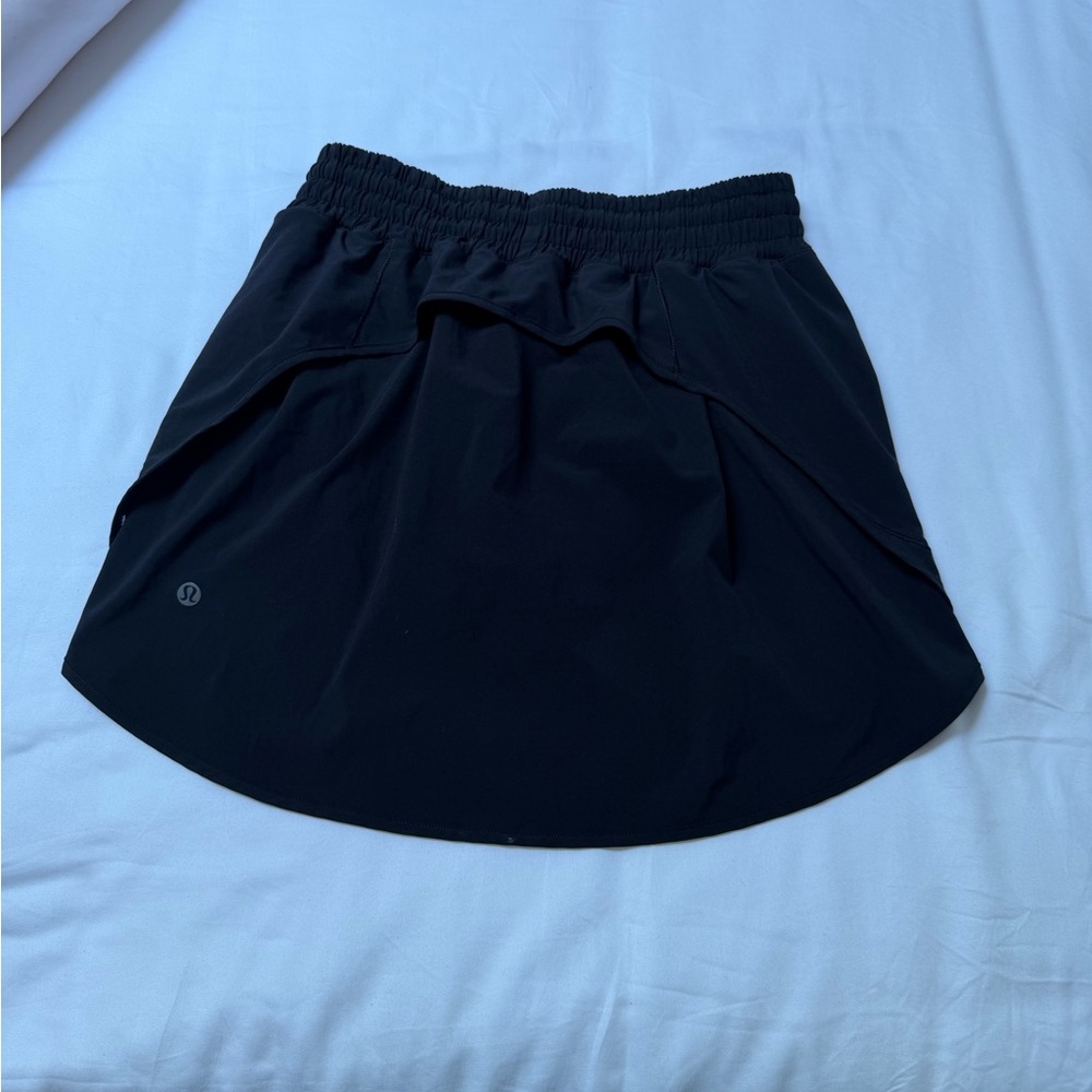 Lululemon hotty hot skirt - Picture 7 of 7